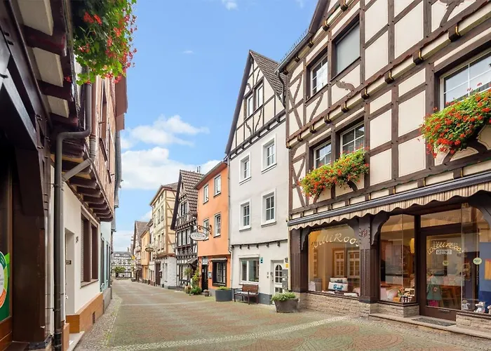 Hoecher * לינץ אם ריין